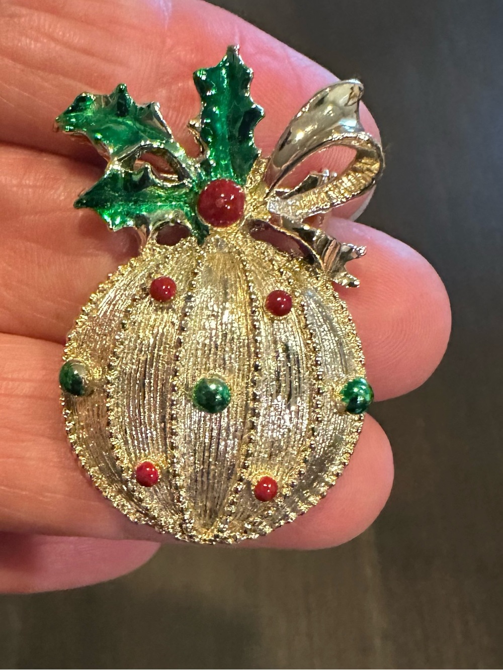 Vintage Gerry's Christmas Ornament Brooch Pin Gold Tone Enamel Signed